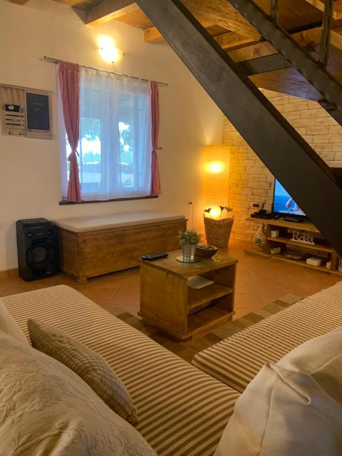 Villa Rustica Pokrovnik Bagian luar foto